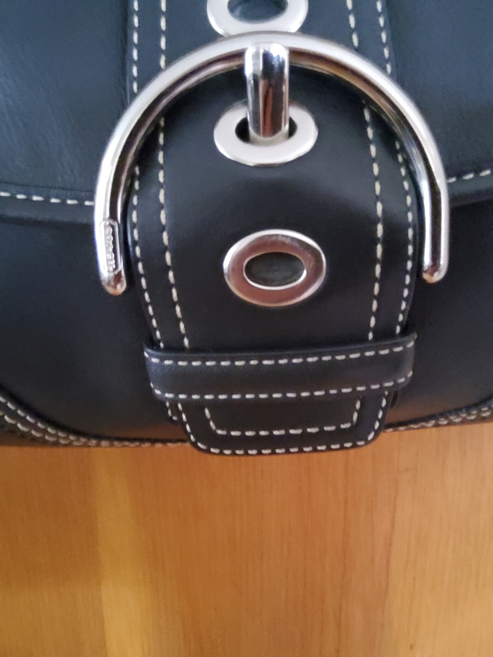 Coach Vintage Y2K SOHO F10188 EUC - Picture 14 of 16